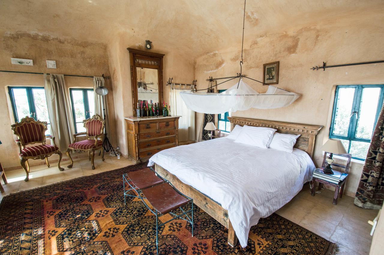 Bed and Breakfast Beit Al Fannan Tabaqat Fahl Esterno foto